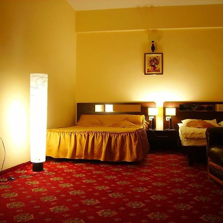 Hotel Magic Gt Trivale بيتستِ المظهر الخارجي الصورة