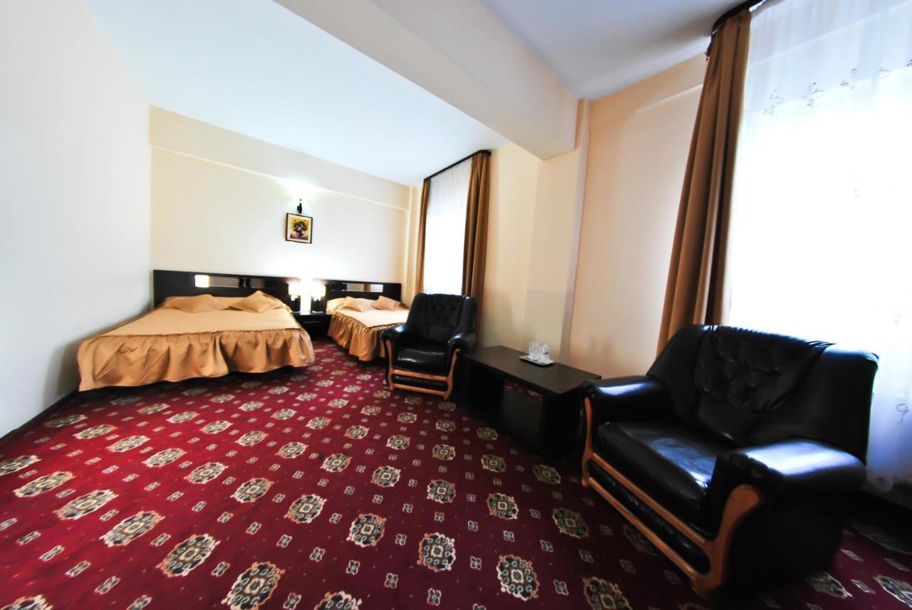 Hotel Magic Gt Trivale بيتستِ المظهر الخارجي الصورة