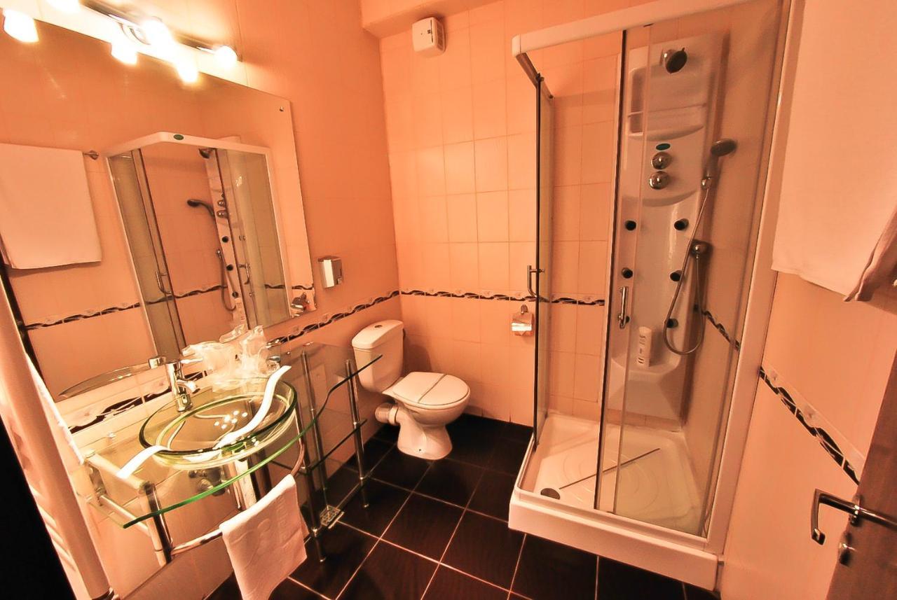 Hotel Magic Gt Trivale بيتستِ المظهر الخارجي الصورة