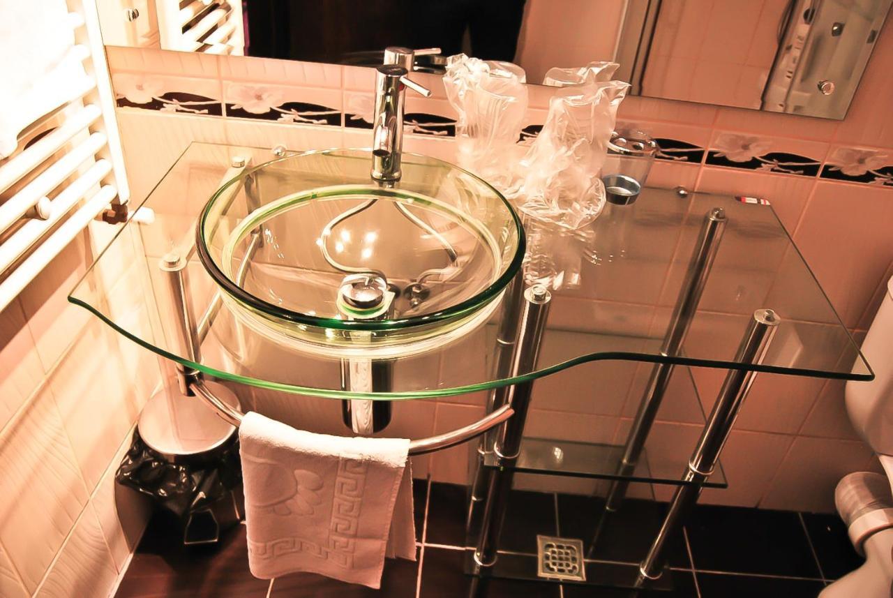 Hotel Magic Gt Trivale بيتستِ المظهر الخارجي الصورة
