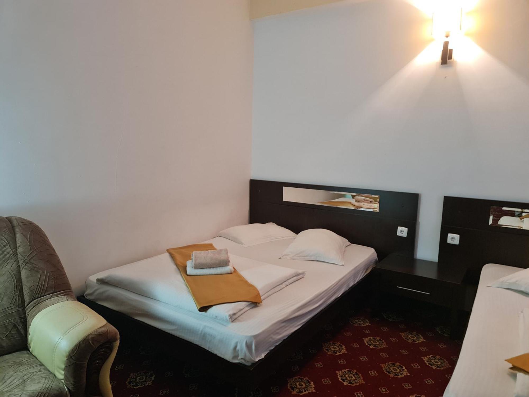 Hotel Magic Gt Trivale بيتستِ المظهر الخارجي الصورة