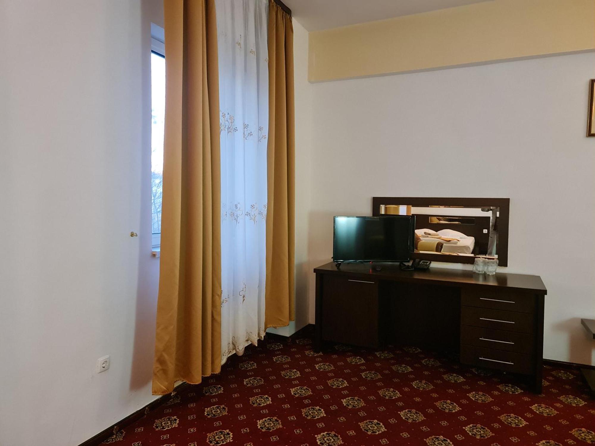 Hotel Magic Gt Trivale بيتستِ المظهر الخارجي الصورة