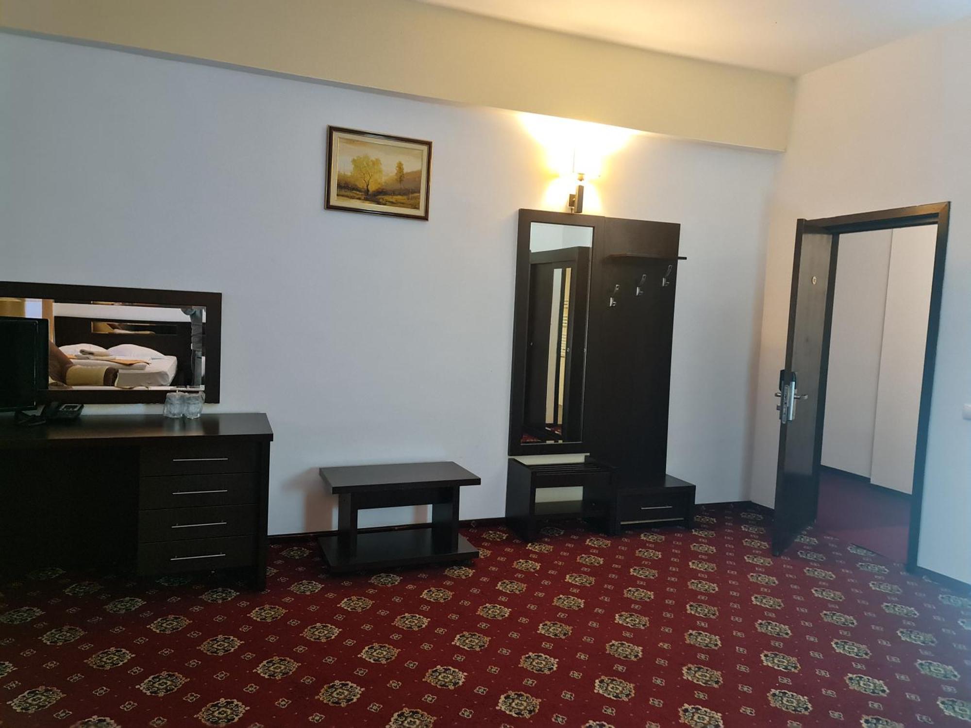 Hotel Magic Gt Trivale بيتستِ المظهر الخارجي الصورة