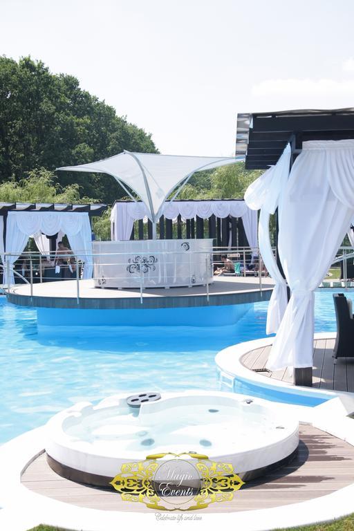 Hotel Magic Gt Trivale بيتستِ المظهر الخارجي الصورة
