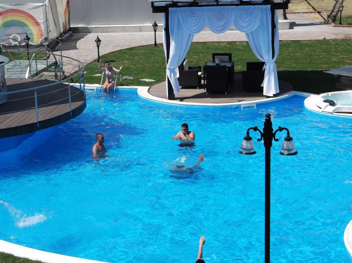 Hotel Magic Gt Trivale بيتستِ المظهر الخارجي الصورة